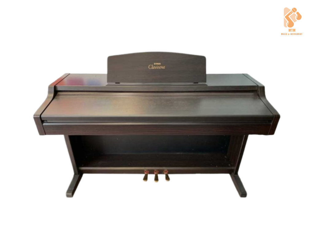 YAMAHA CLP-840 ( LIKE NEW )