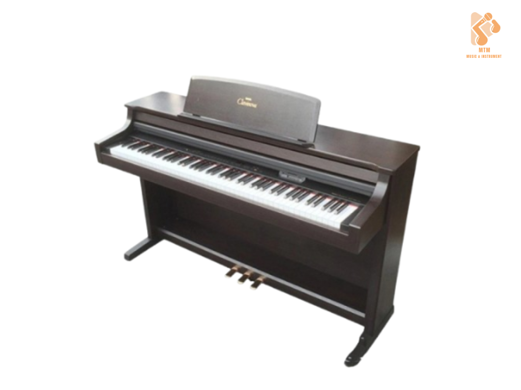YAMAHA - CLP156 ( LIKE NEW )